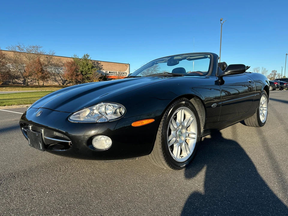 2002 Jaguar X100 XK8 - Image 8 of 31