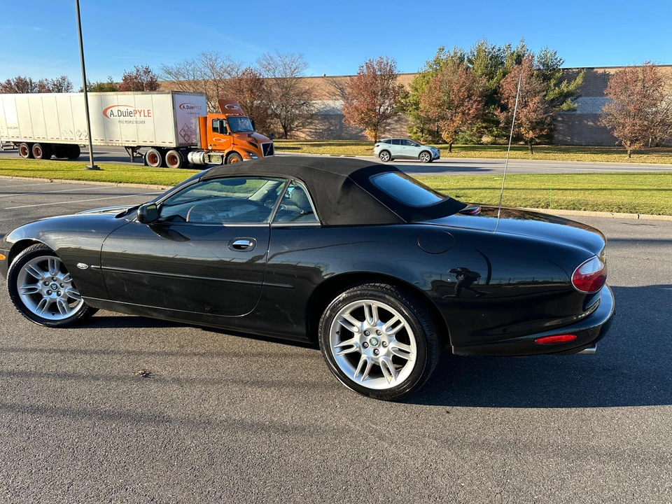 2002 Jaguar X100 XK8 - Image 25 of 31