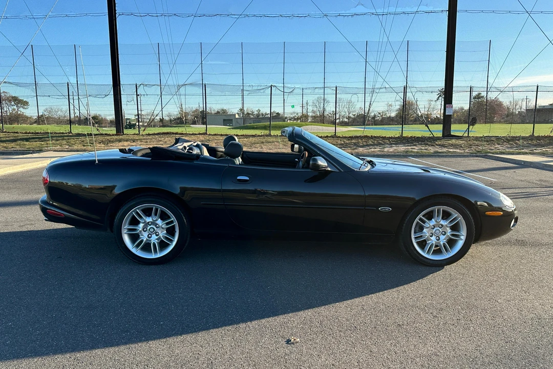 2002 Jaguar X100 XK8 - Image 3 of 31