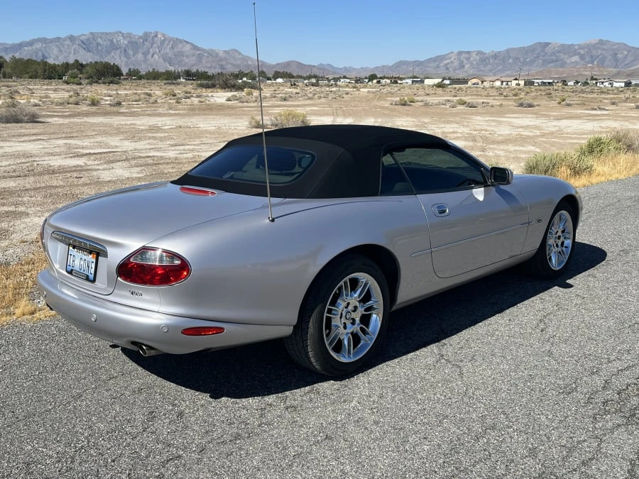 2002 Jaguar X100 XK8 - Image 11 of 16