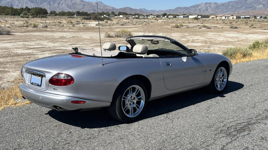 2002 Jaguar X100 XK8 - Image 9 of 16