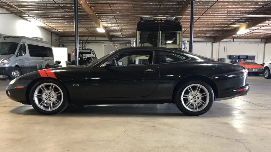 2002 Jaguar X100 XK8 - Image 2 of 5