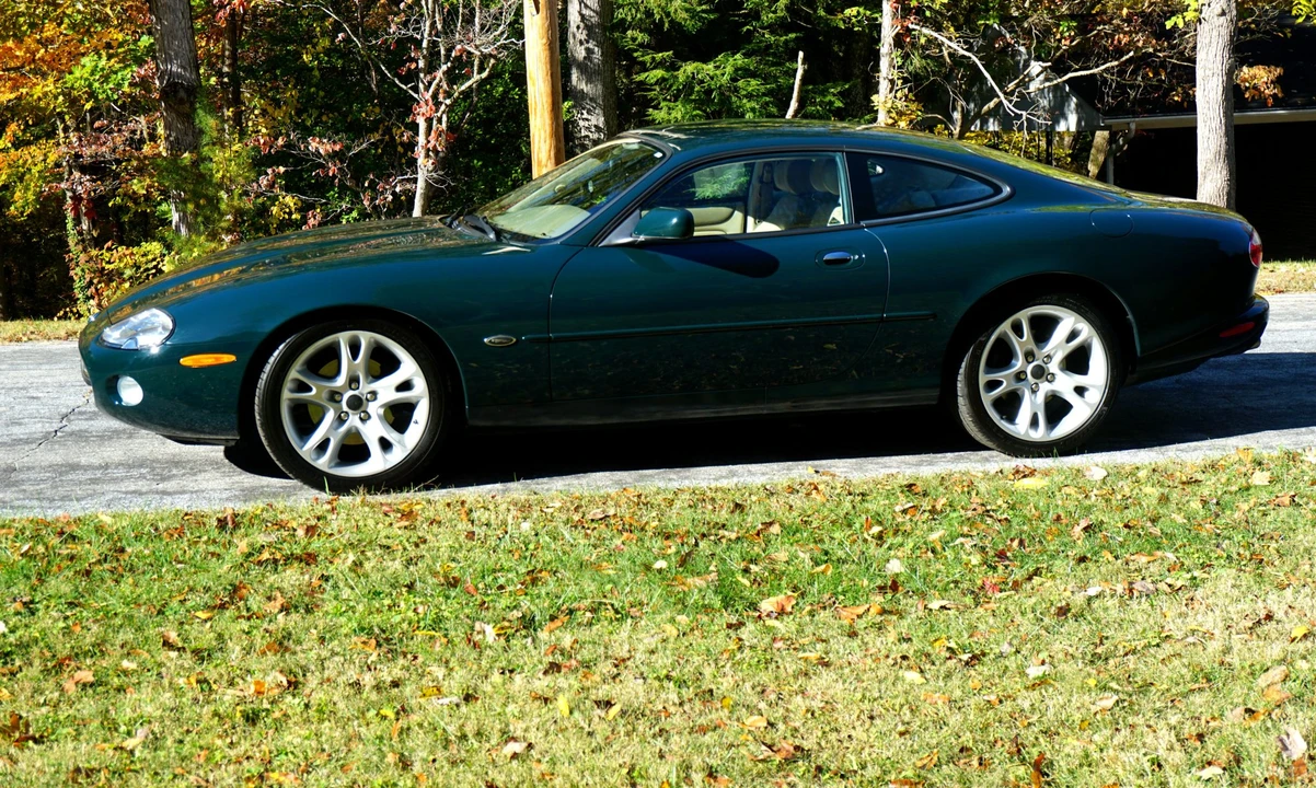 2002 Jaguar X100 XK8 - Image 6 of 31