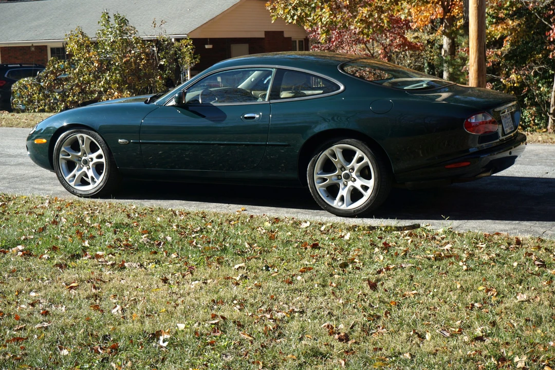 2002 Jaguar X100 XK8 - Image 8 of 31