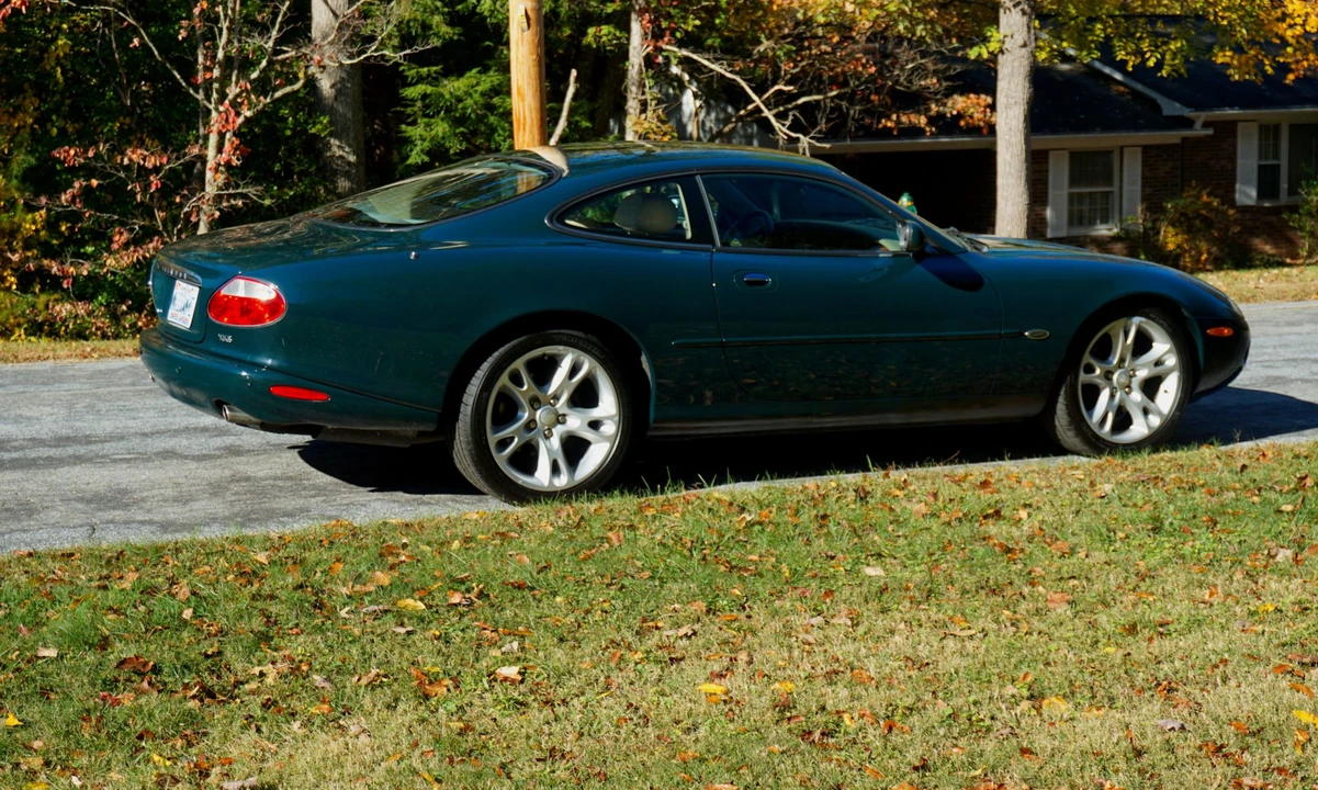 2002 Jaguar X100 XK8 - Image 18 of 31