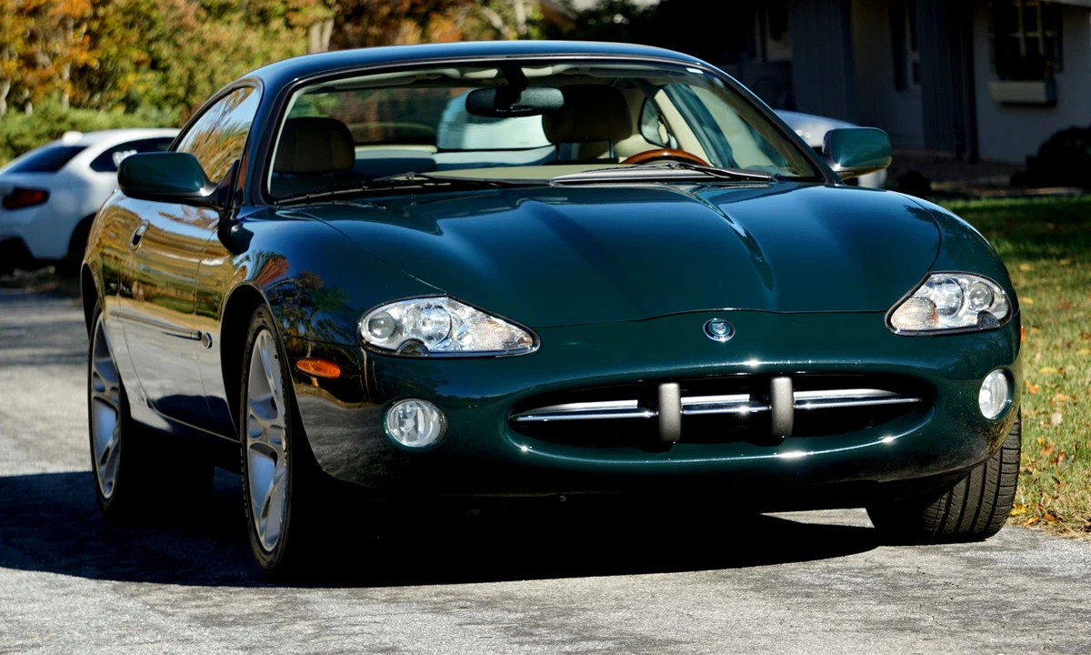 2002 Jaguar X100 XK8 - Image 3 of 31