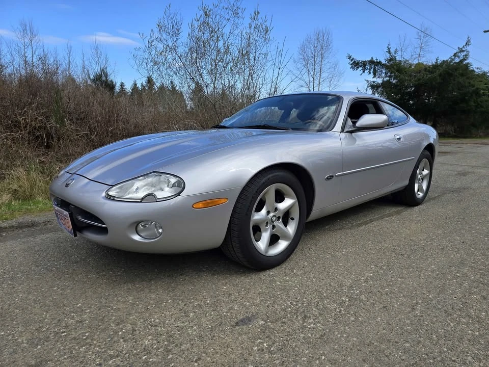 2002 Jaguar X100 XK8 - Image 2 of 13