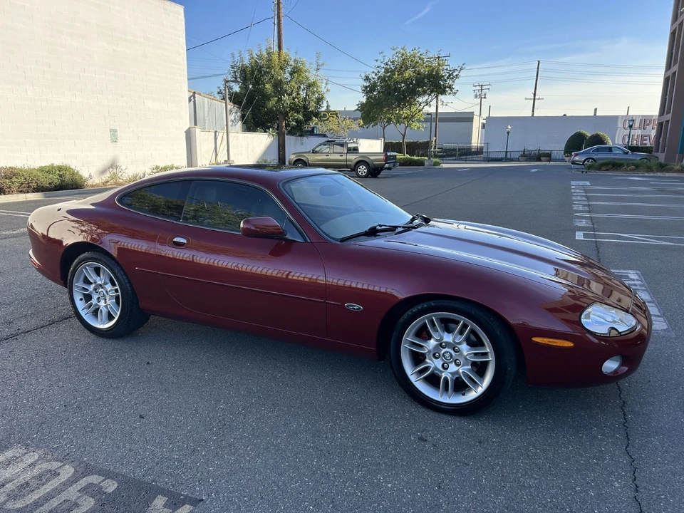 2002 Jaguar X100 XK8 - Image 11 of 21