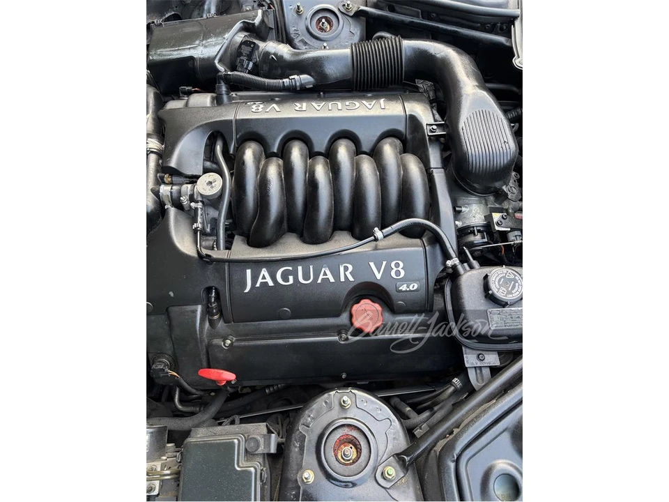 2002 Jaguar X100 XK8 - Image 5 of 5