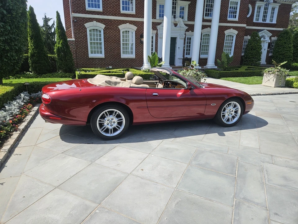 2002 Jaguar X100 XK8 - Image 9 of 16