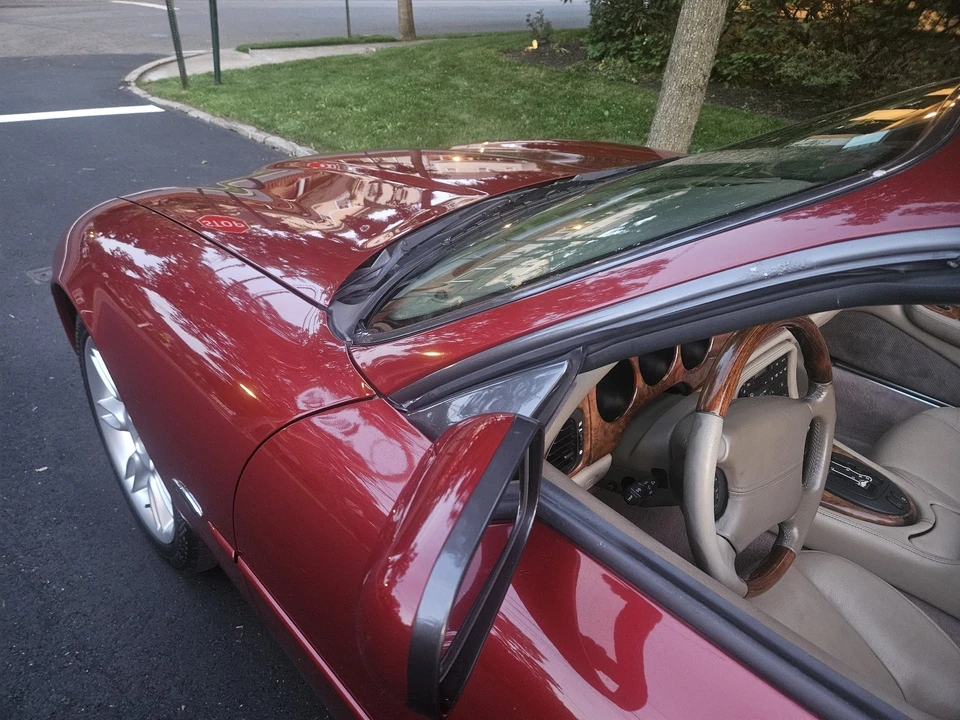 2002 Jaguar X100 XK8 - Image 11 of 12