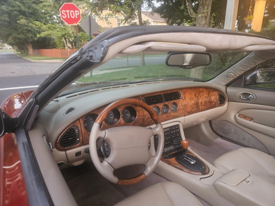 2002 Jaguar X100 XK8 - Image 6 of 12