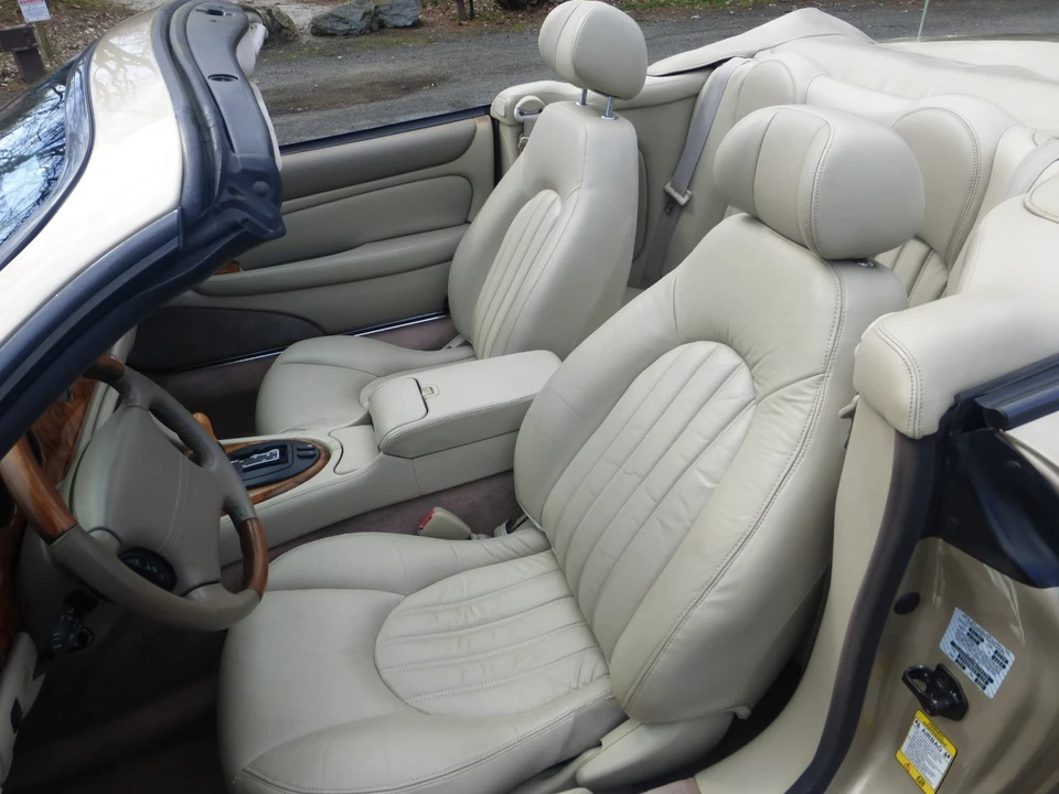 2002 Jaguar X100 XK8 - Image 16 of 30