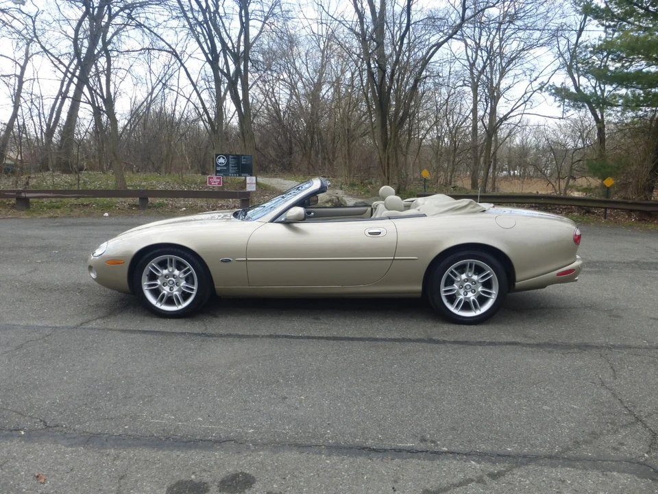 2002 Jaguar X100 XK8 - Image 3 of 30