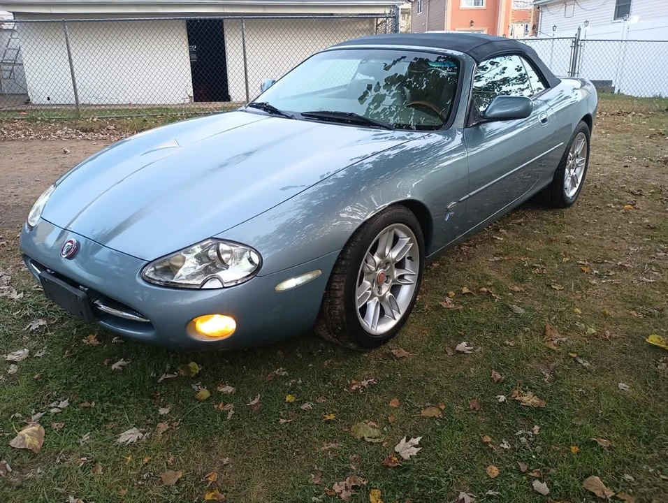 2002 Jaguar X100 XK8 - Image 8 of 14