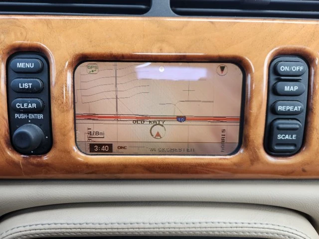 2002 Jaguar XK - Image 16 of 20