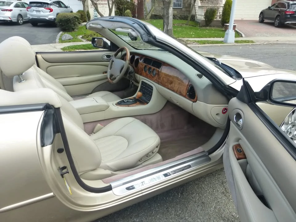 2002 Jaguar X100 XK8 - Image 9 of 15