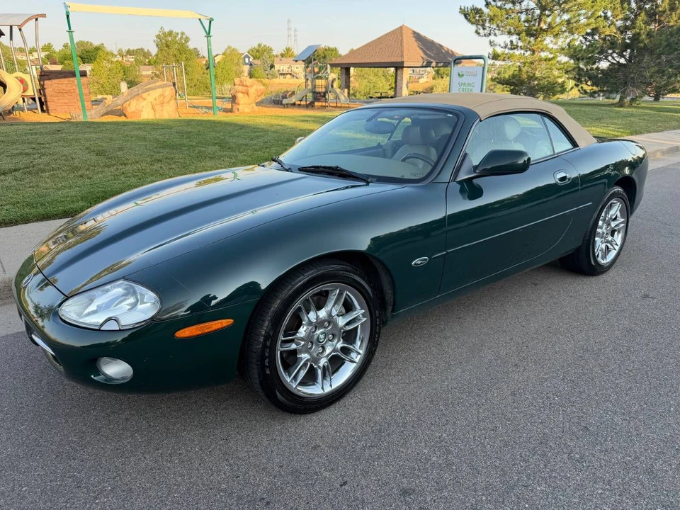 2002 Jaguar X100 XK8 - Image 6 of 24
