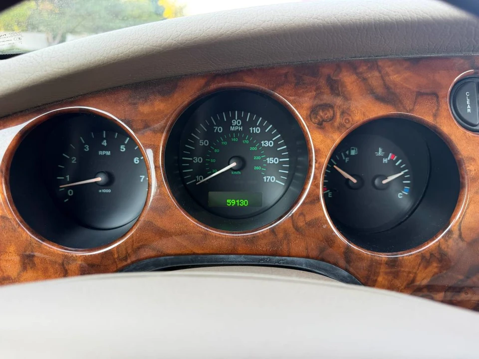 2002 Jaguar X100 XK8 - Image 14 of 24