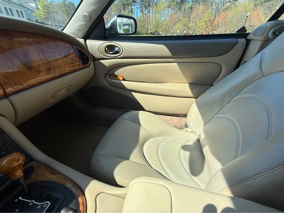 2002 Jaguar X100 XKR - Image 10 of 17