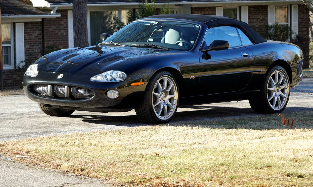 2002 Jaguar X100 XKR - Image 5 of 31