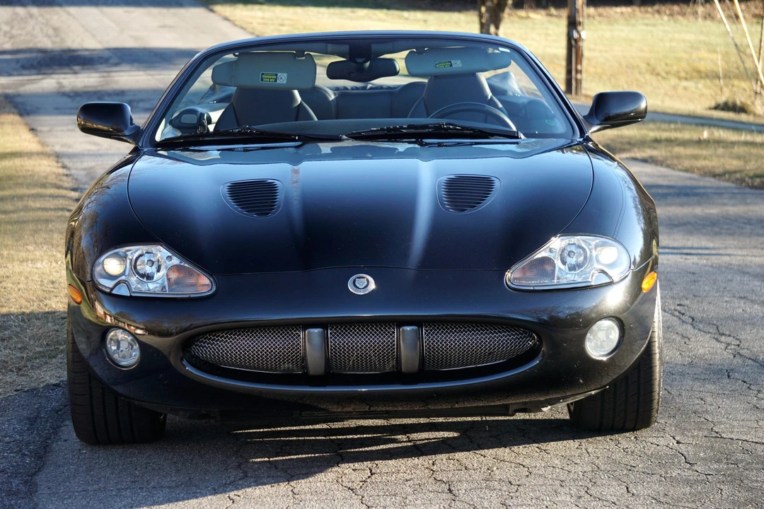 2002 Jaguar X100 XKR - Image 18 of 31