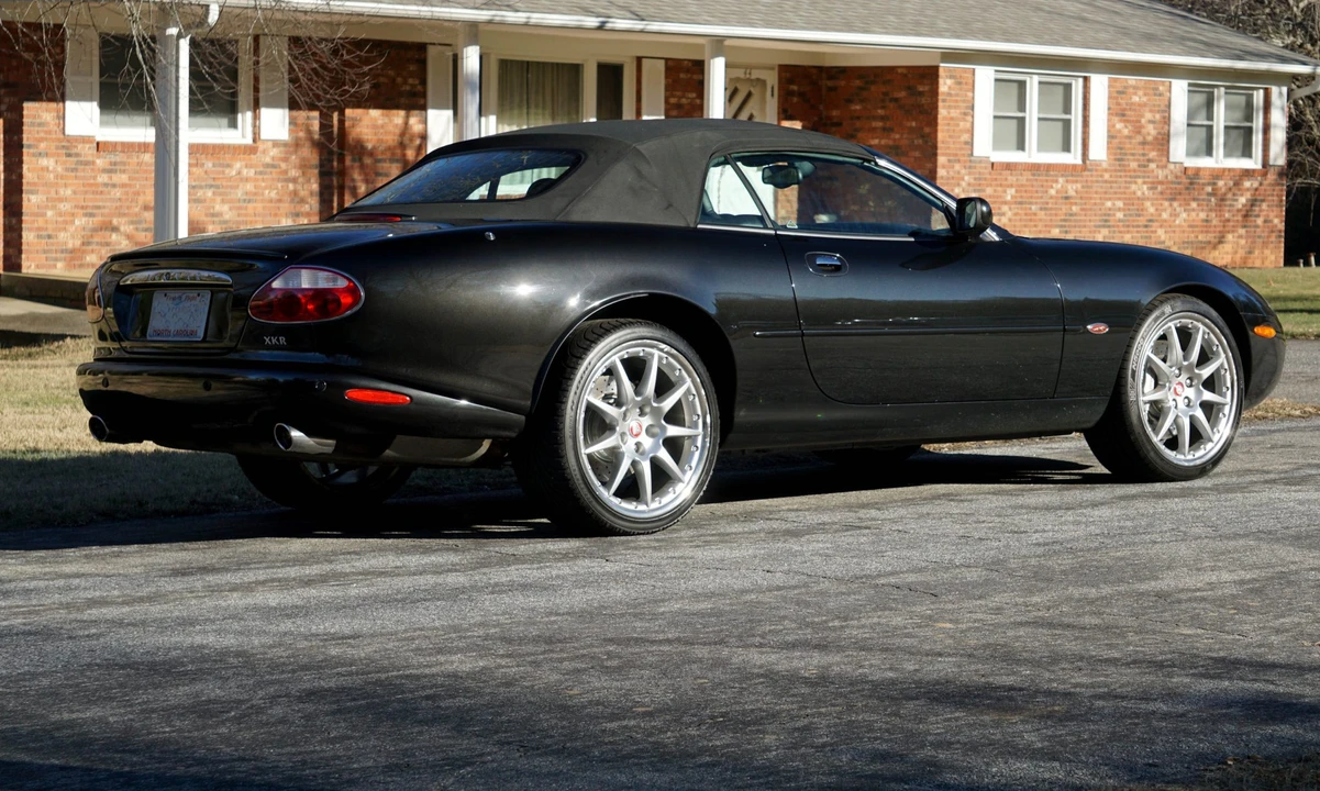2002 Jaguar X100 XKR - Image 8 of 31