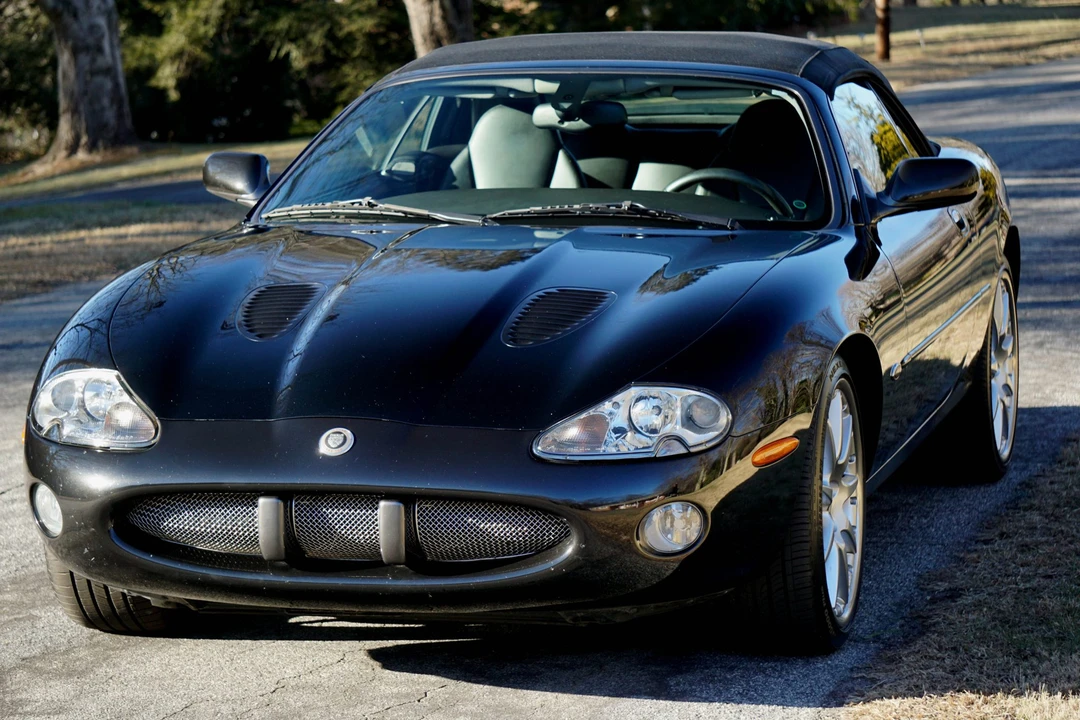 2002 Jaguar X100 XKR - Image 3 of 31