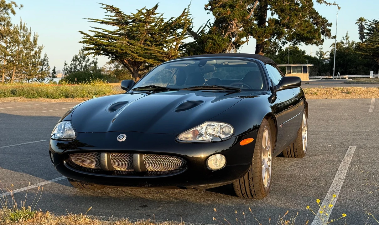 2002 Jaguar X100 XKR - Image 8 of 31