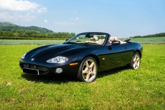 2002 Jaguar XKR 4.0 Supercharged Convertible