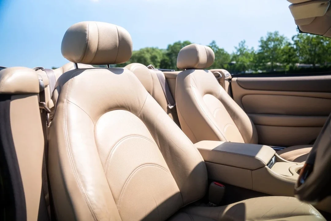 2002 Jaguar X100 XKR - Image 11 of 17