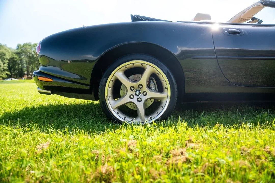 2002 Jaguar X100 XKR - Image 6 of 17