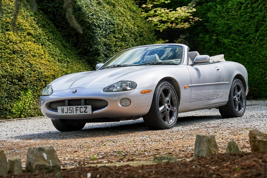 2002 Jaguar X100 XKR - Image 5 of 30