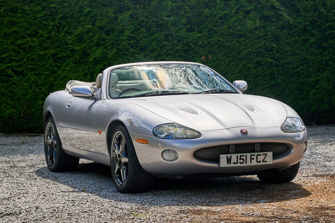 2002 Jaguar X100 XKR - Image 3 of 30