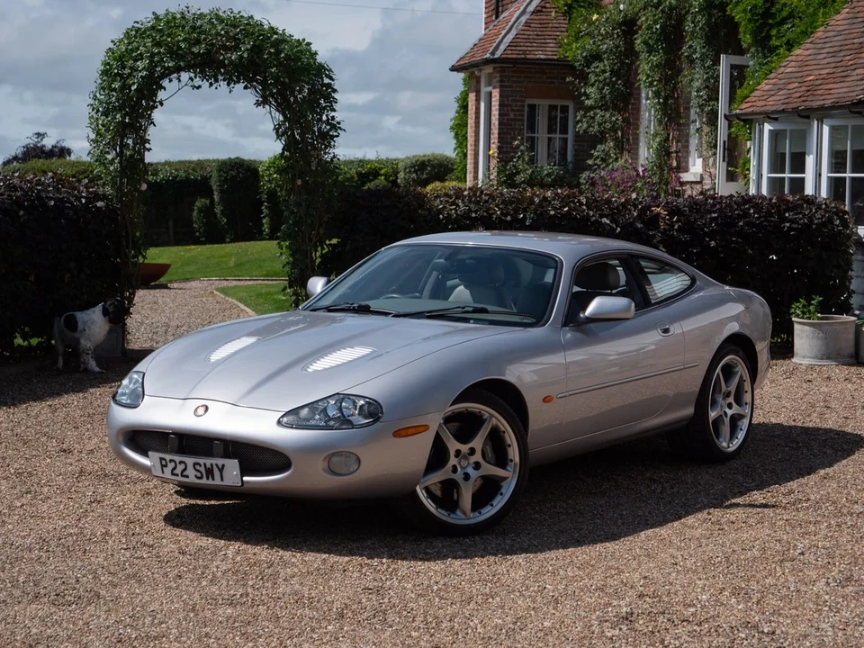 2002 Jaguar X100 XKR - Image 3 of 30