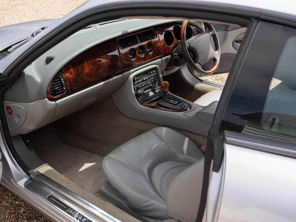 2002 Jaguar X100 XKR - Image 13 of 30