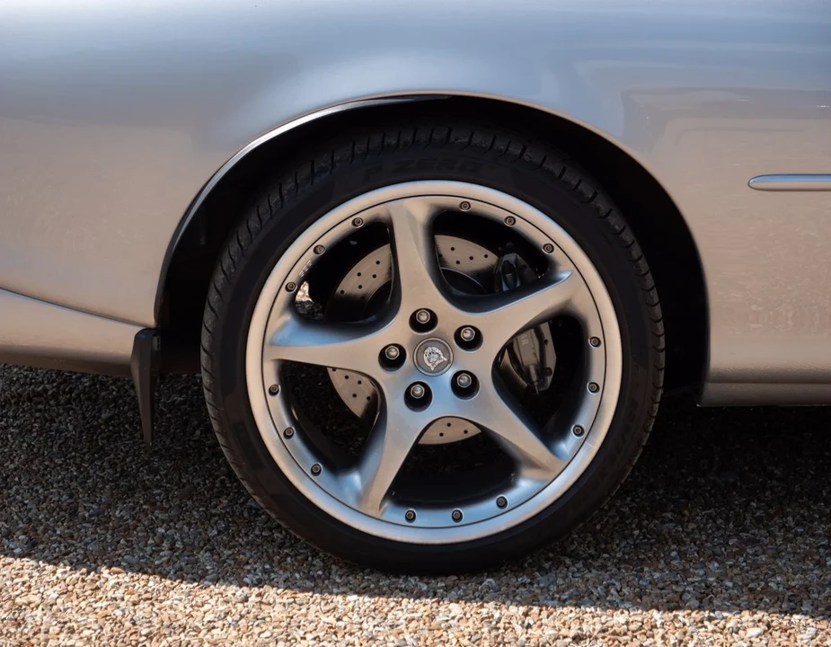2002 Jaguar X100 XKR - Image 24 of 30
