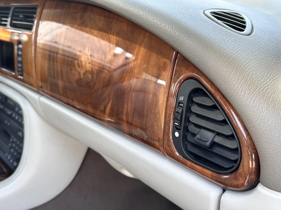 2002 Jaguar X100 XKR - Image 26 of 30