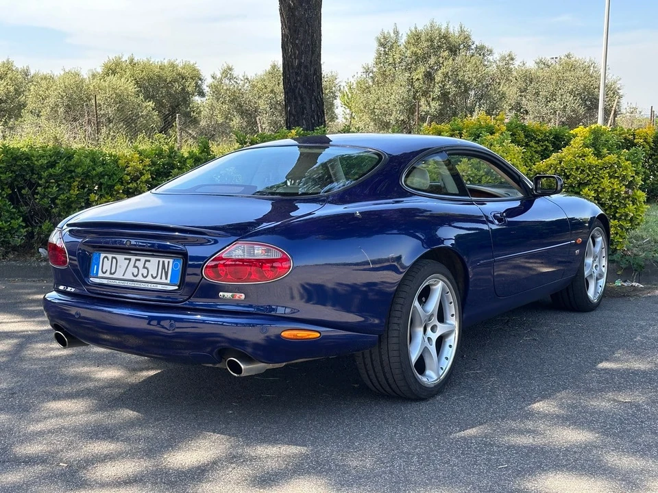 2002 Jaguar X100 XKR - Image 5 of 30