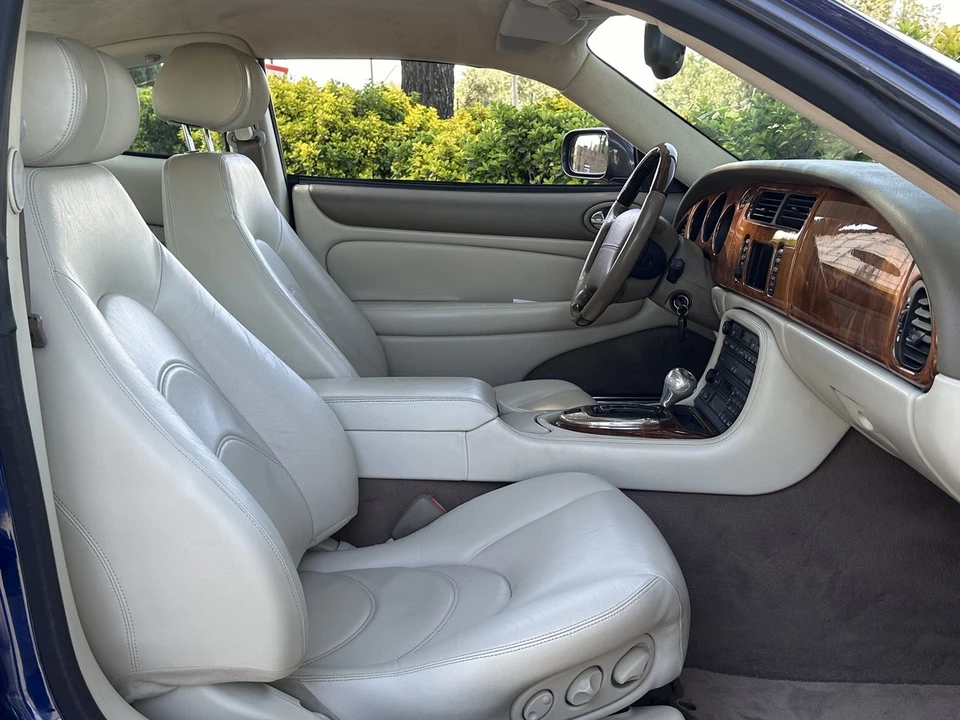 2002 Jaguar X100 XKR - Image 14 of 30