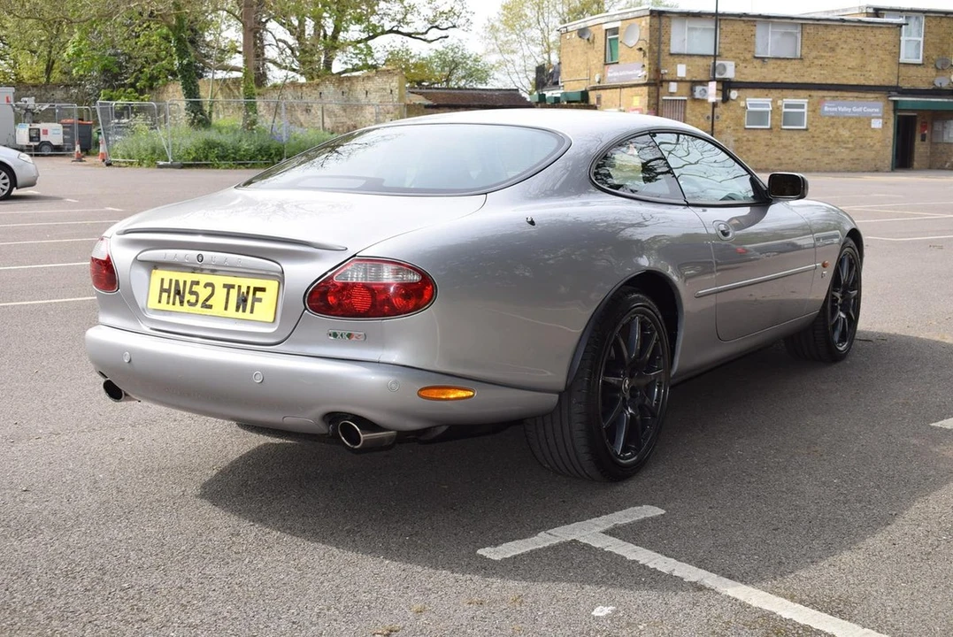 2002 Jaguar X100 XKR - Image 16 of 30