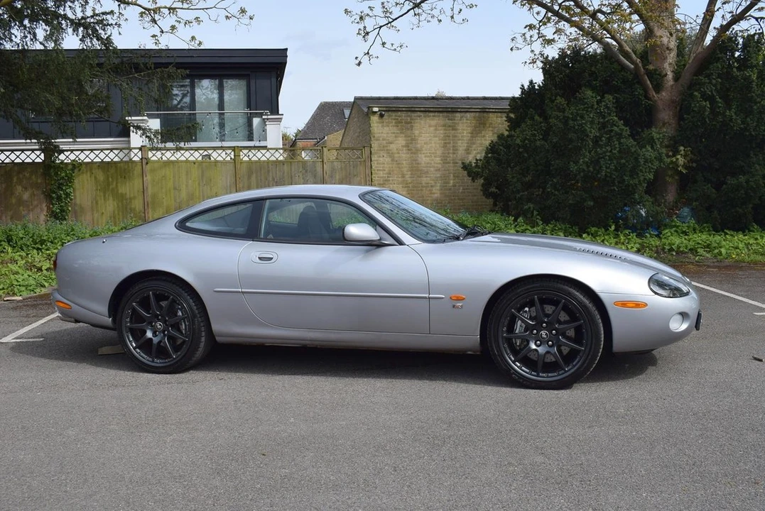 2002 Jaguar X100 XKR - Image 4 of 30