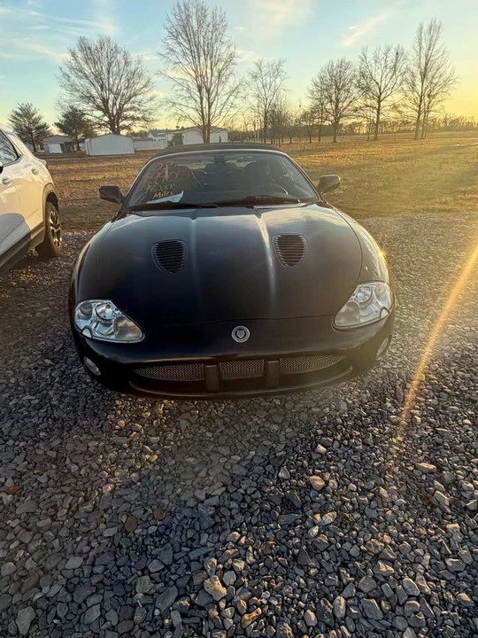 2002 Jaguar X100 XKR - Image 3 of 6