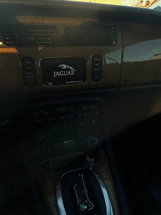 2002 Jaguar X100 XKR - Image 5 of 6