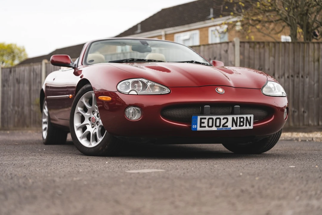 2002 Jaguar X100 XKR - Image 10 of 30