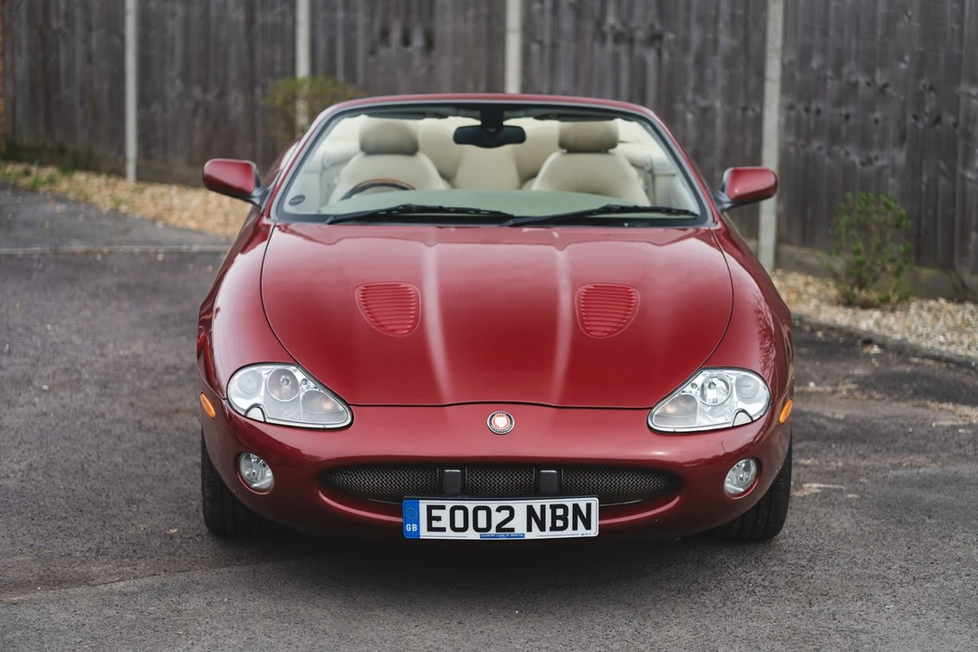 2002 Jaguar X100 XKR - Image 9 of 30