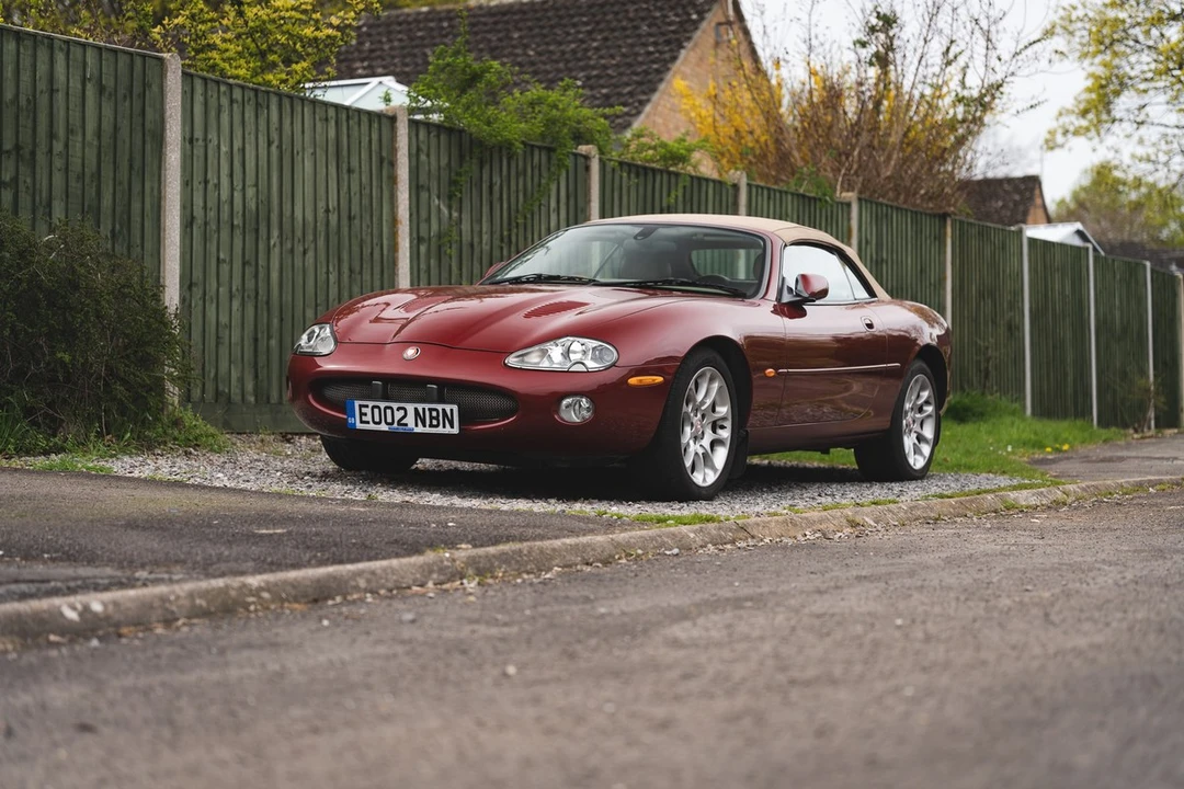 2002 Jaguar X100 XKR - Image 18 of 30