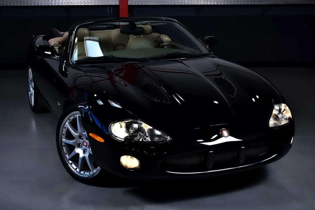 2002 Jaguar X100 XKR - Image 7 of 31