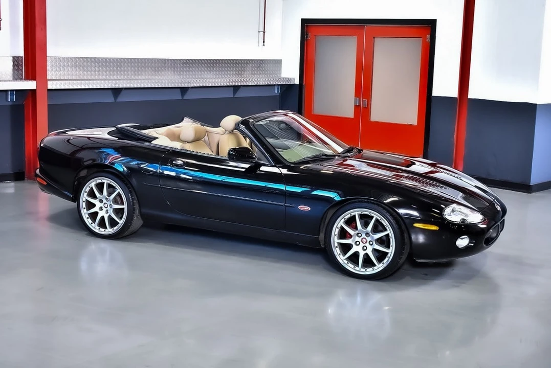 2002 Jaguar X100 XKR - Image 12 of 31