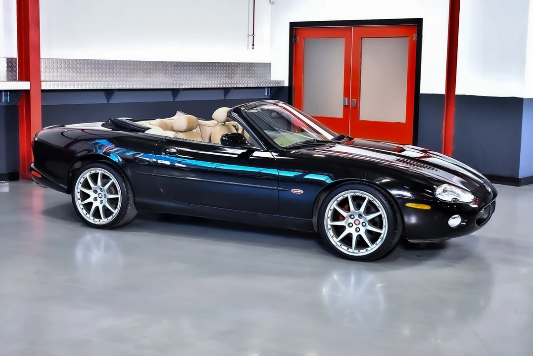 2002 Jaguar X100 XKR - Image 13 of 31